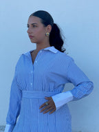 Vestido riscas azul e branco