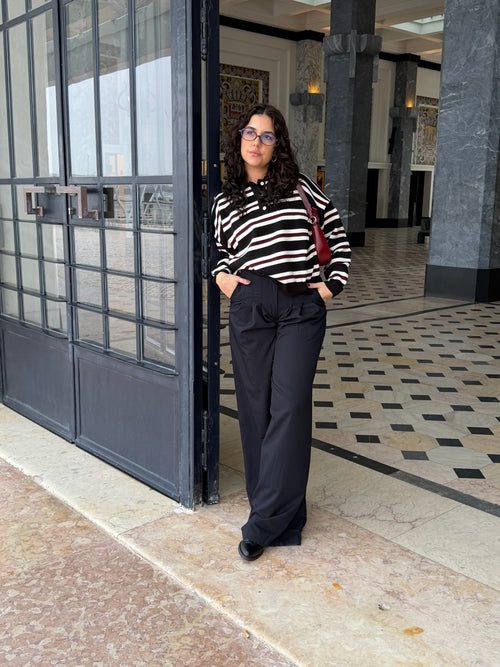 Calça formal pantalona preta