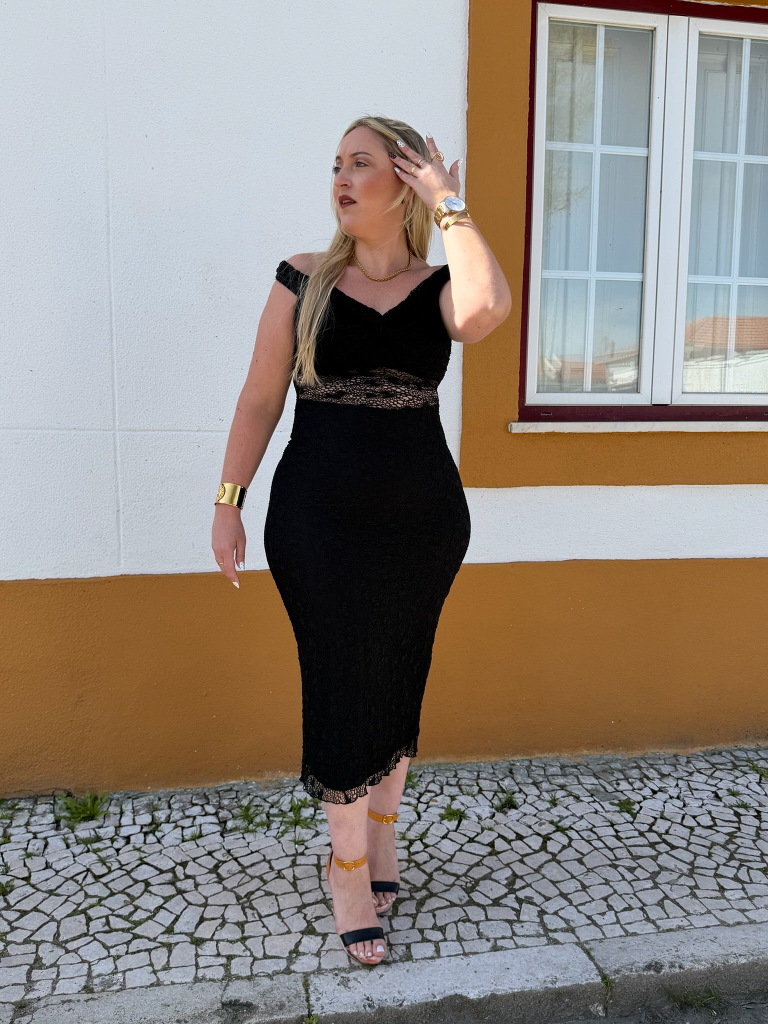 Vestido renda preto alças