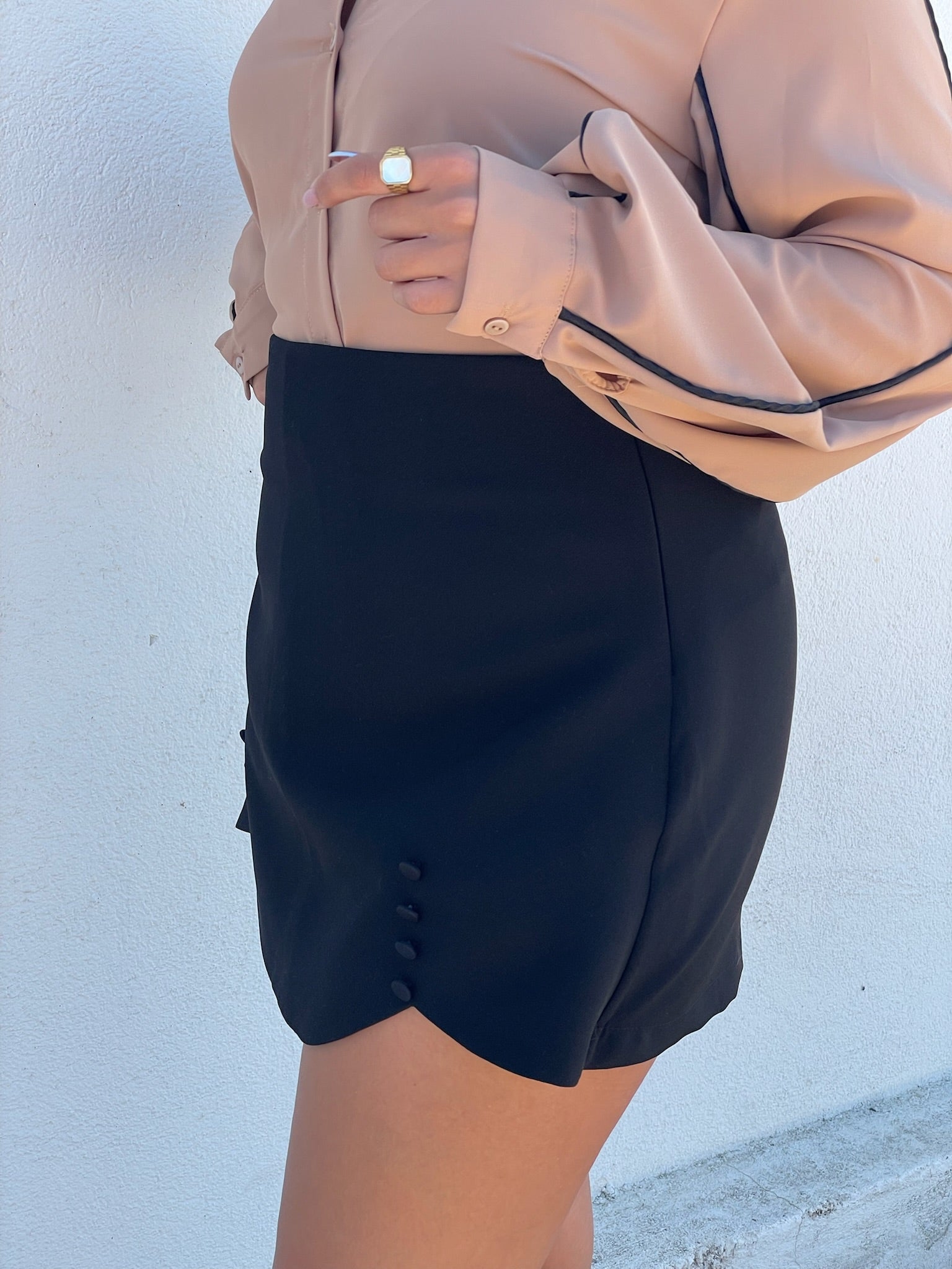 Saia calção preta formal