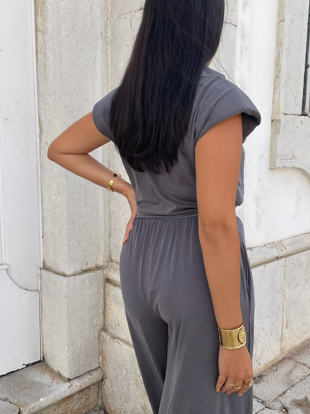 Conjunto cinza