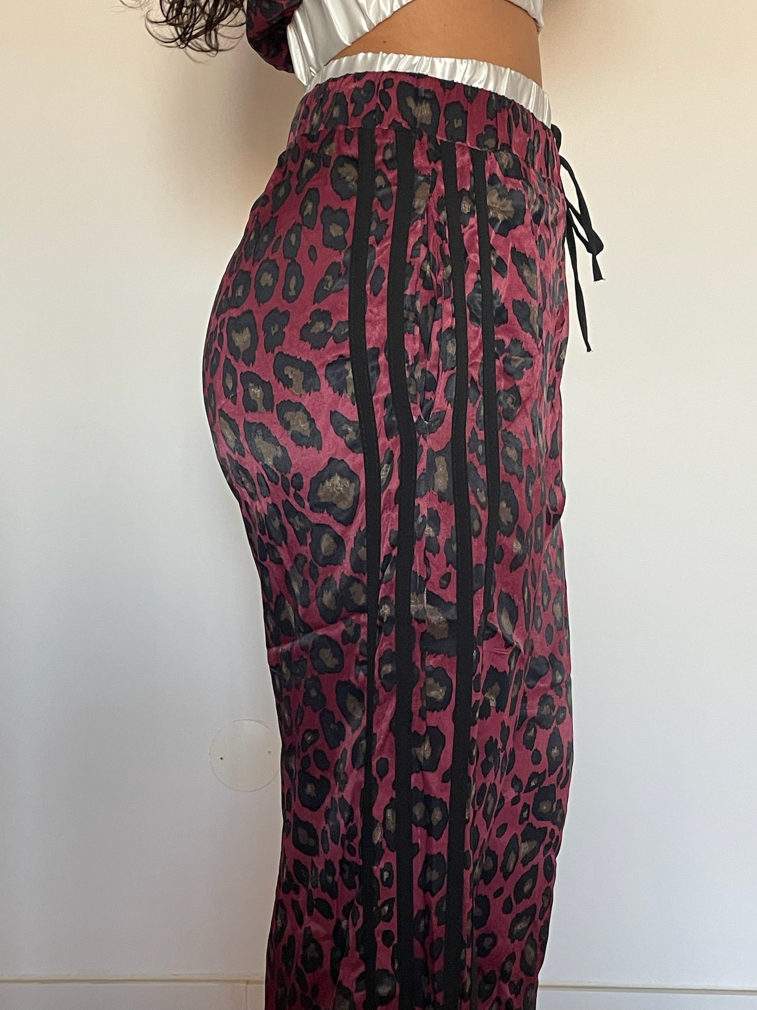 Conjunto bordô tigresa