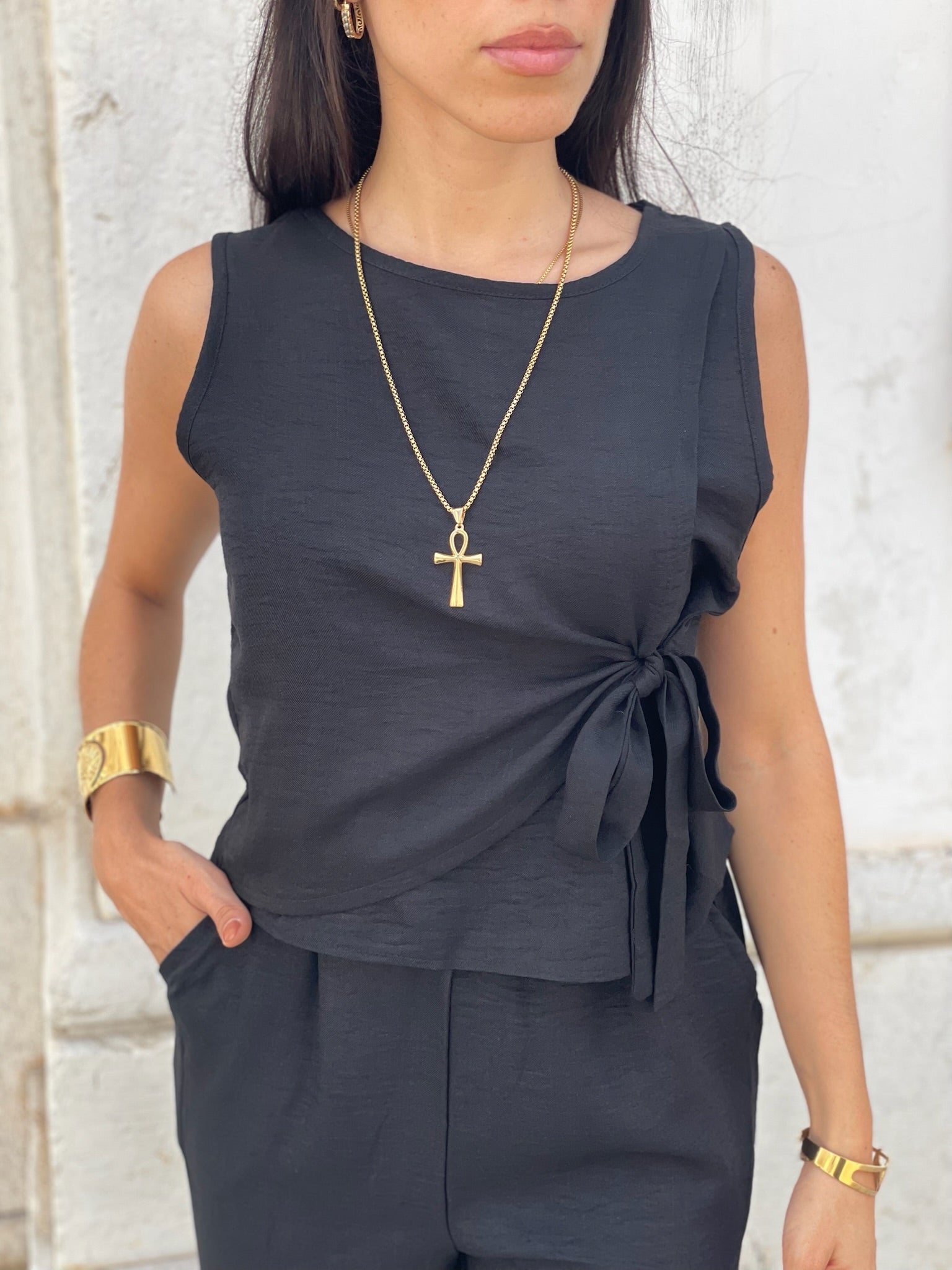 Conjunto com atilho