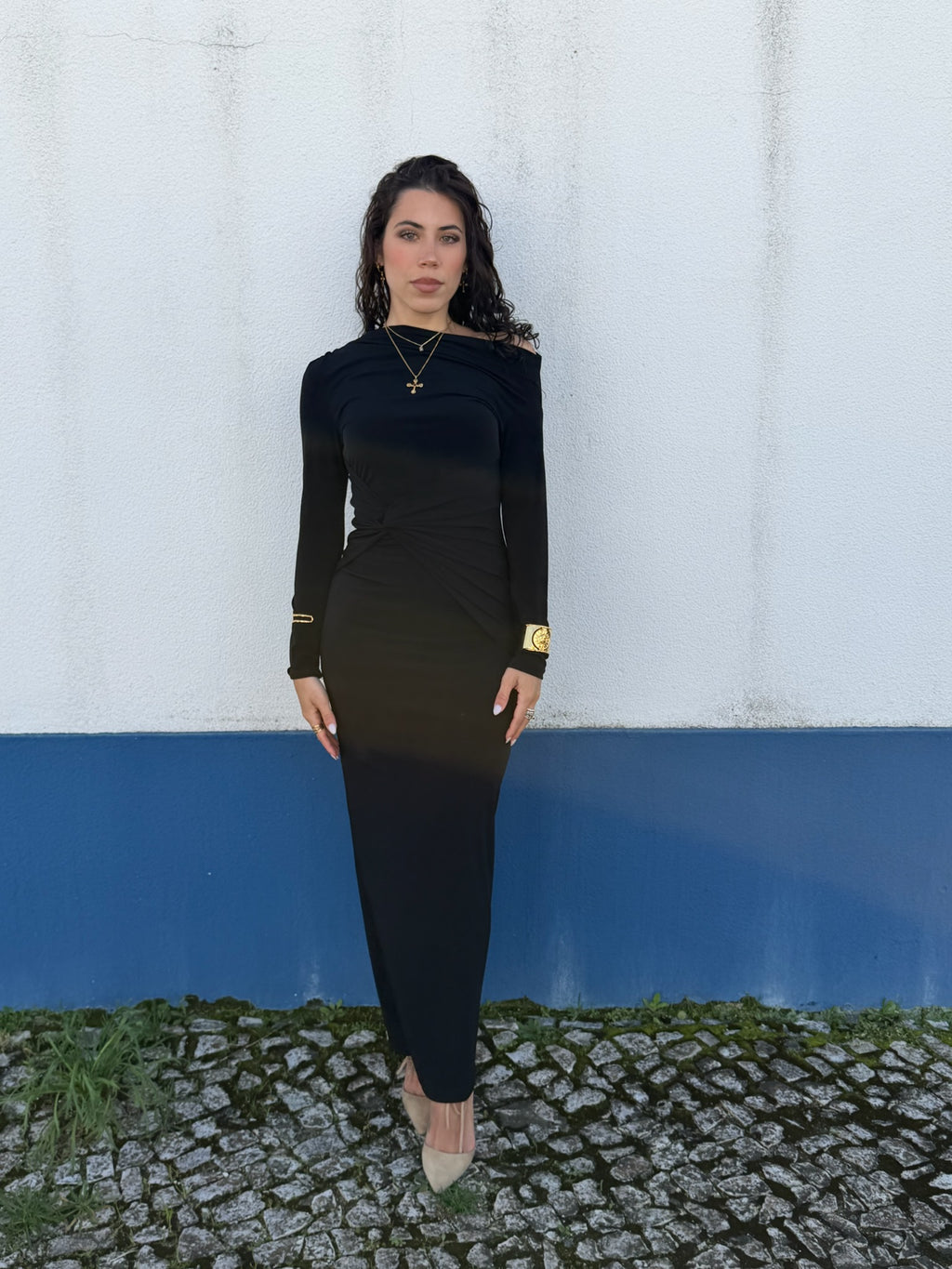 Vestido preto faixa cintura