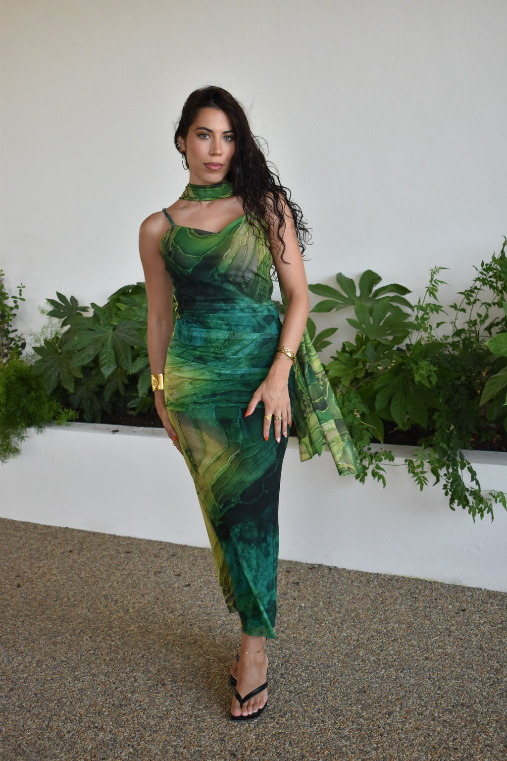 Vestido verde com lenço