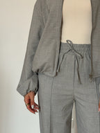 Conjunto cinza
