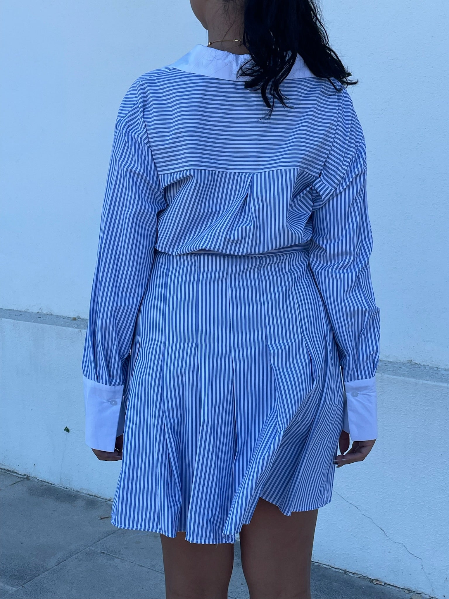 Vestido riscas azul e branco