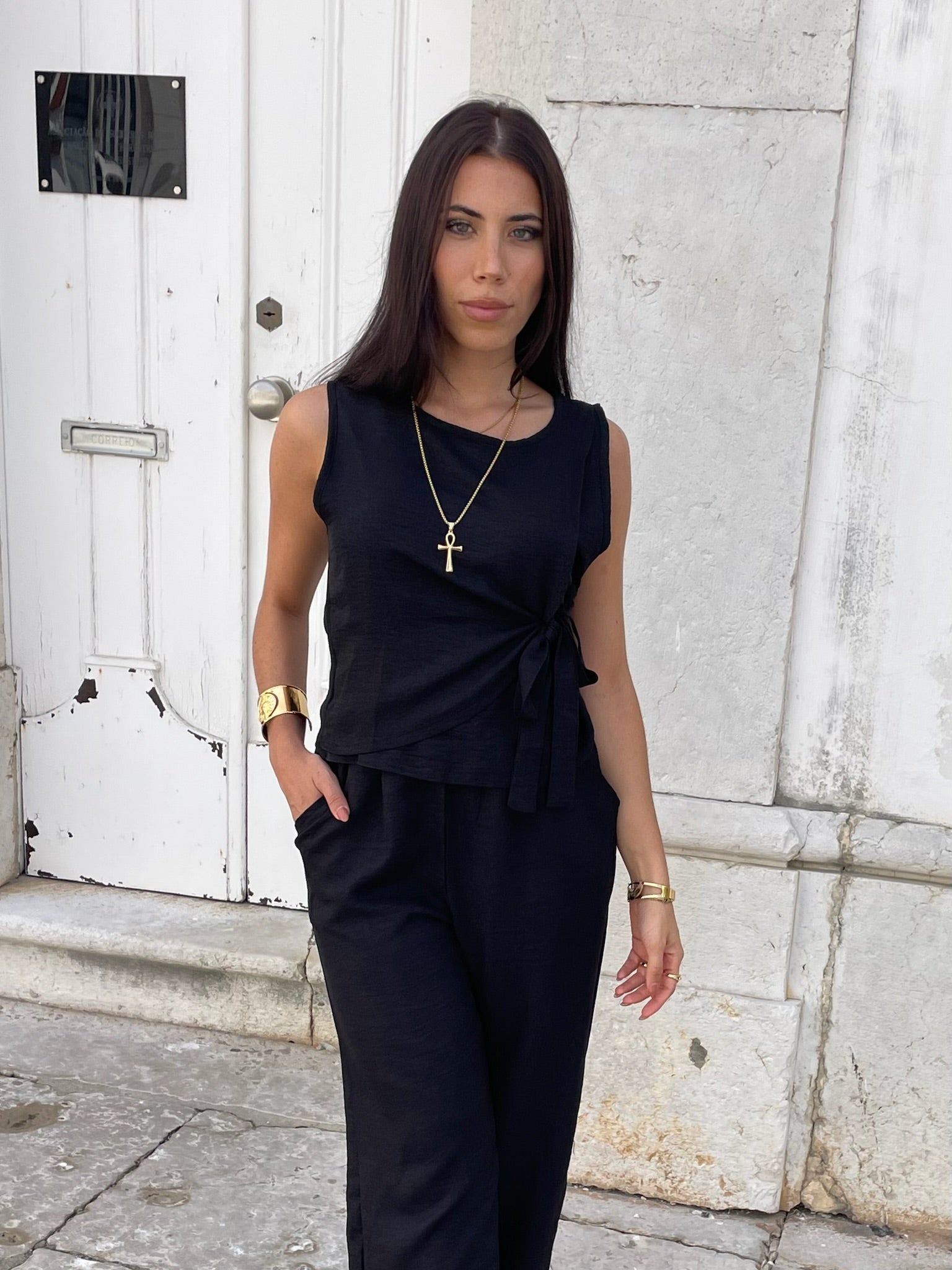 Conjunto com atilho