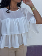 Blusa branca folhos