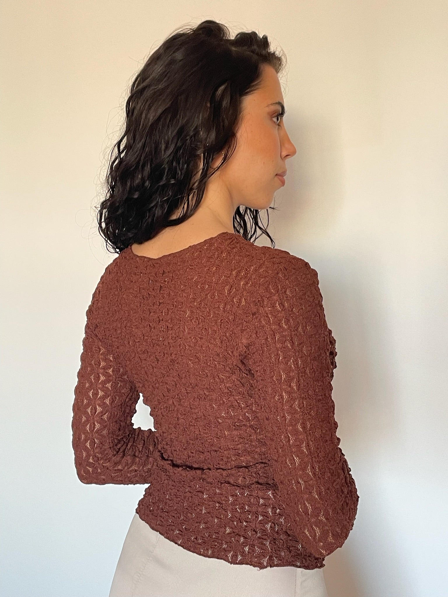 Blusa renda pormenor peito