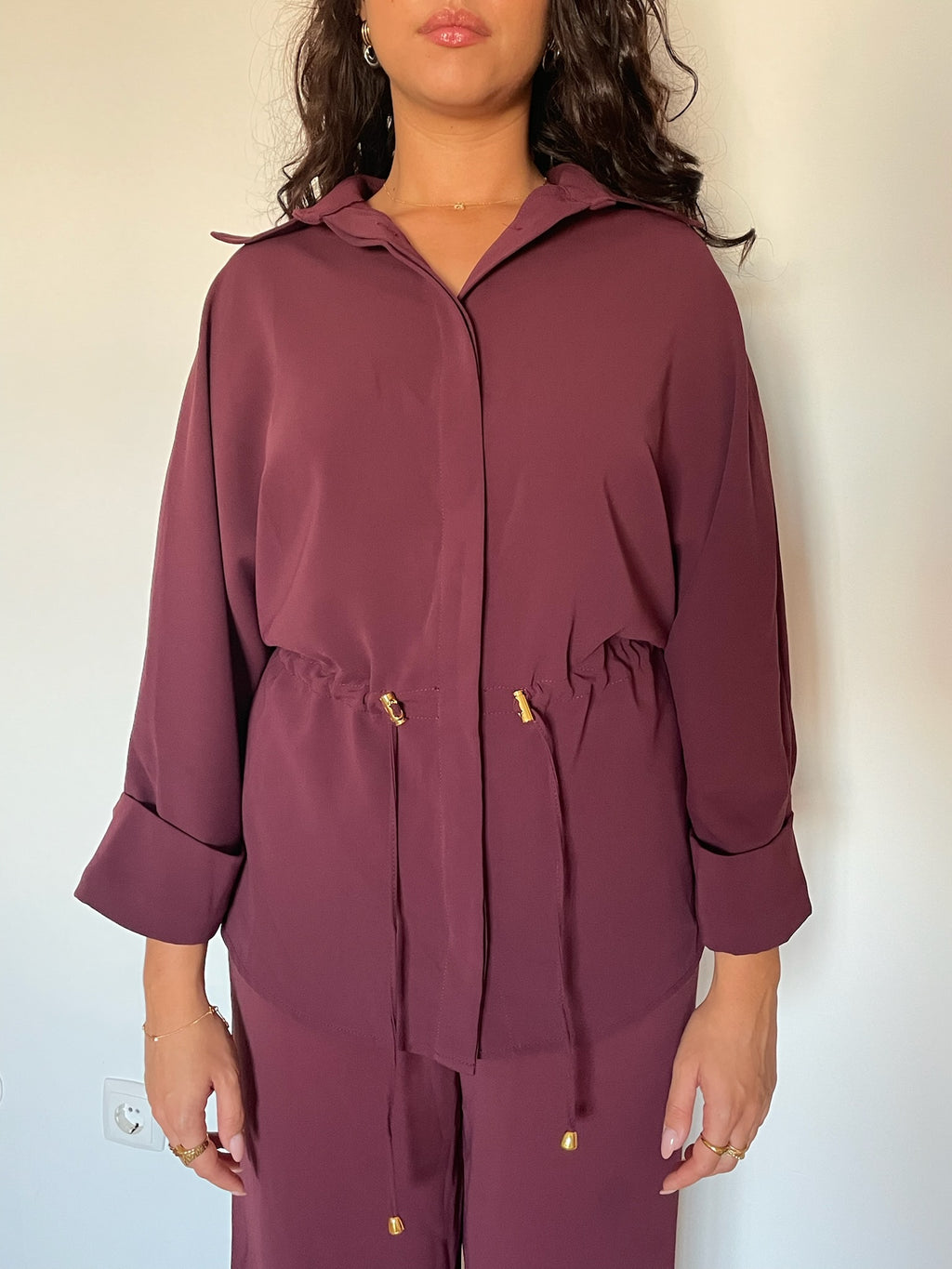 Conjunto bordô pantalona e túnica