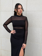Vestido preto transparência mangas