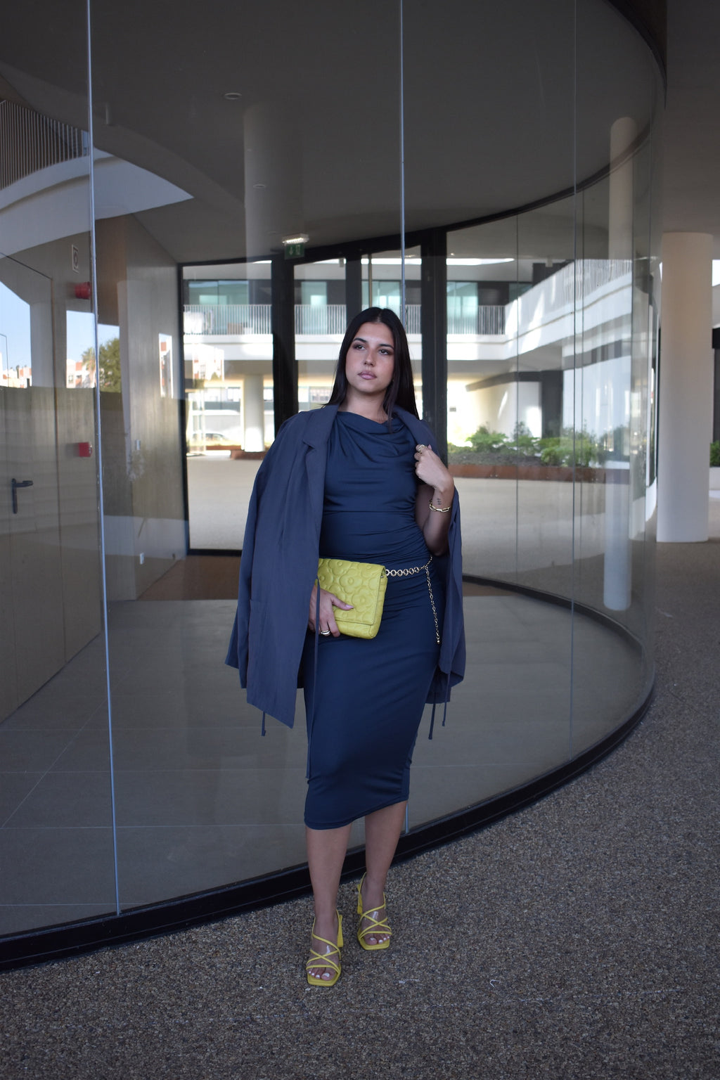 Vestido licra cinza
