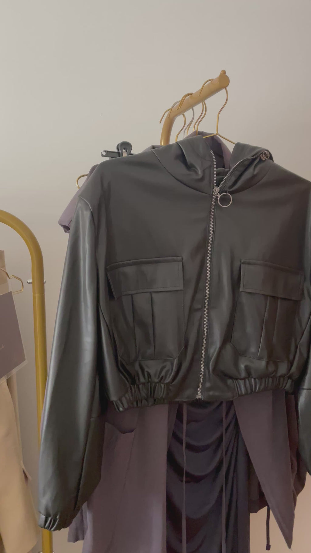 Bomber napa preto